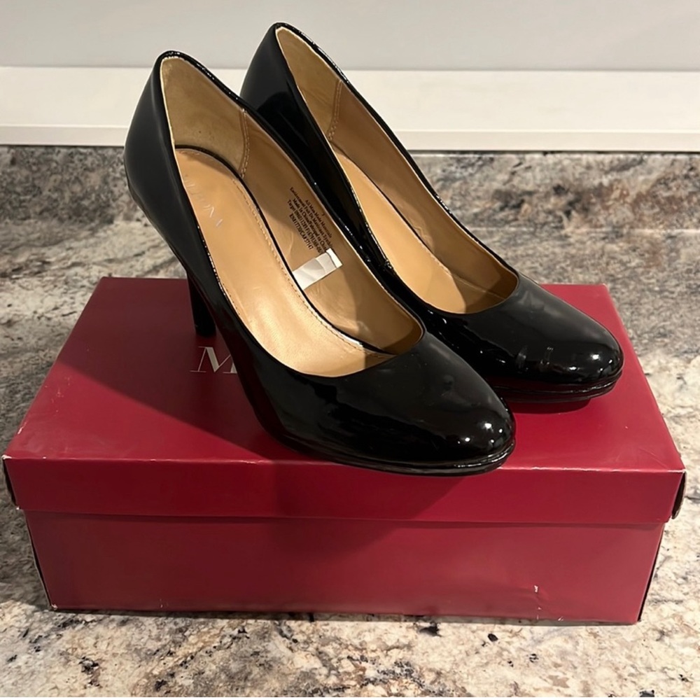 Women’s Black Heels